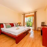 California By Algarve Vacation Villa *